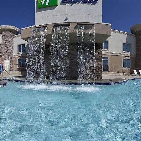 Holiday Inn Express Wisconsin Dells By Ihg Exterior photo