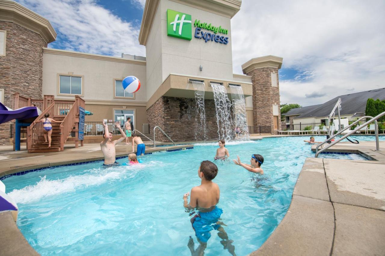 Holiday Inn Express Wisconsin Dells By Ihg Exterior photo