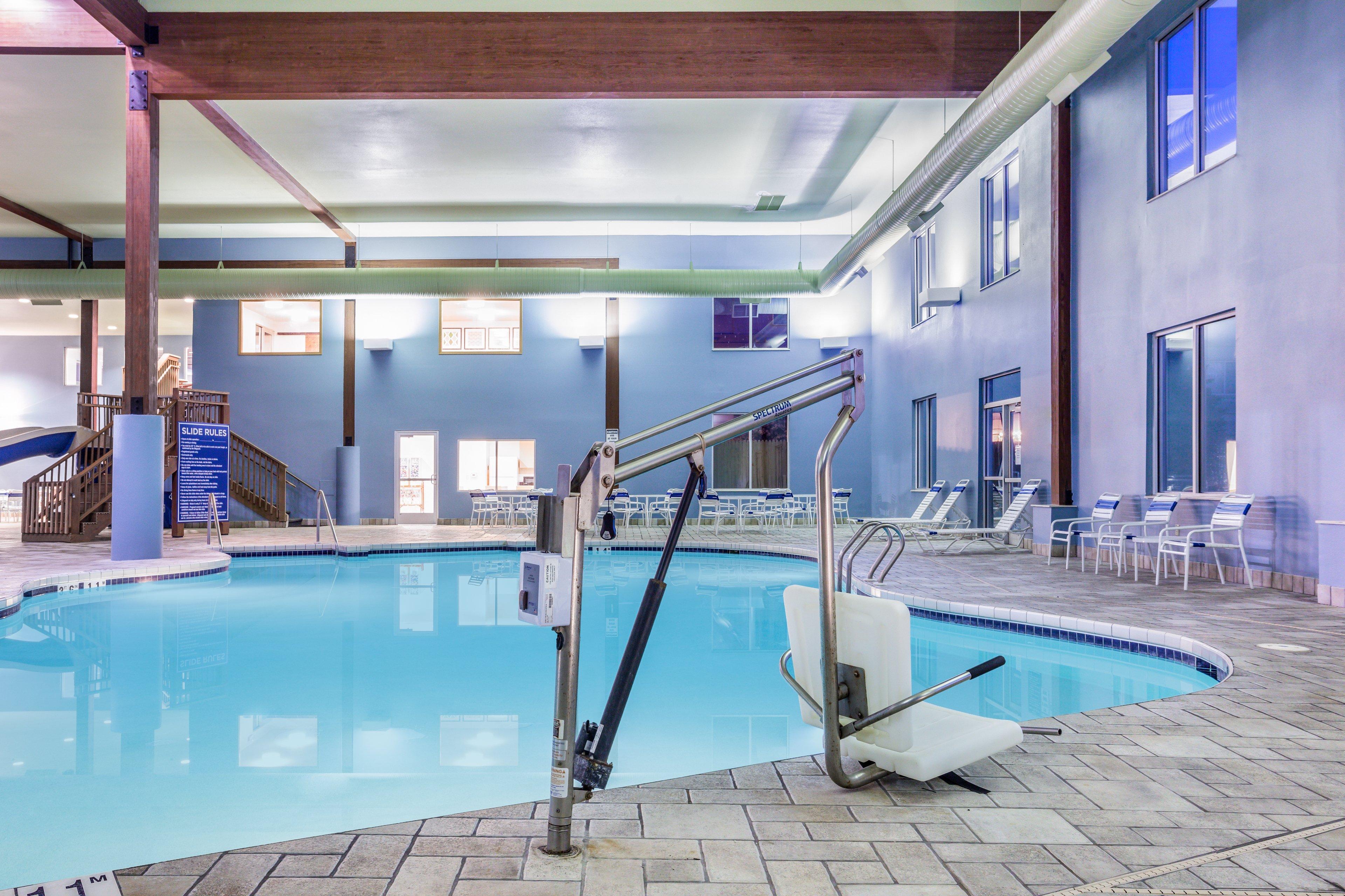Holiday Inn Express Wisconsin Dells By Ihg Exterior photo