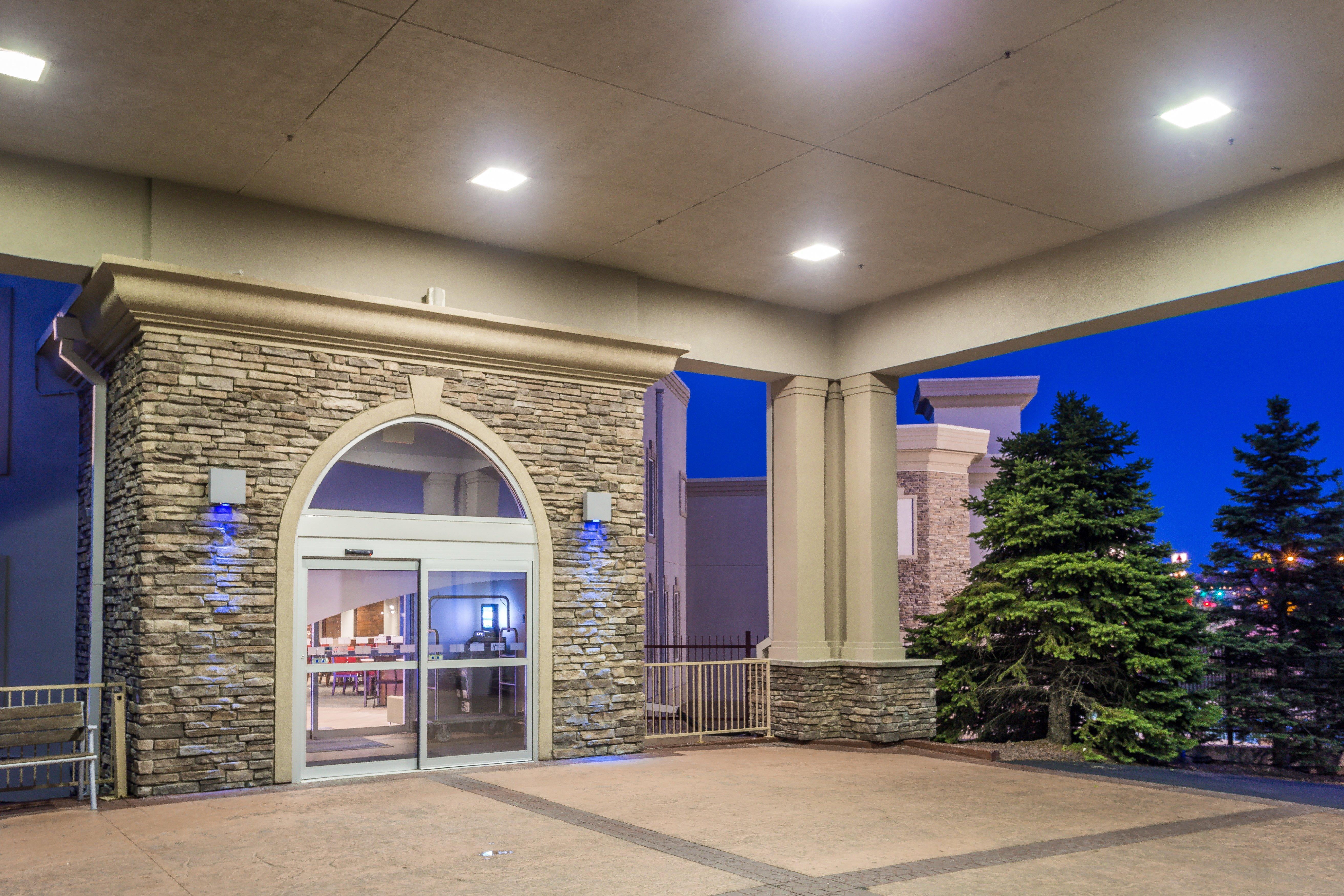 Holiday Inn Express Wisconsin Dells By Ihg Exterior photo